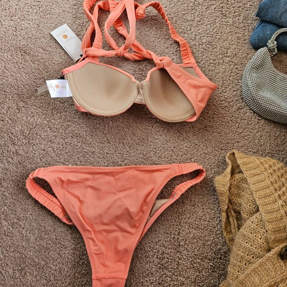New Shade and Shore Bikini Set 32B - Picture 4 of 4